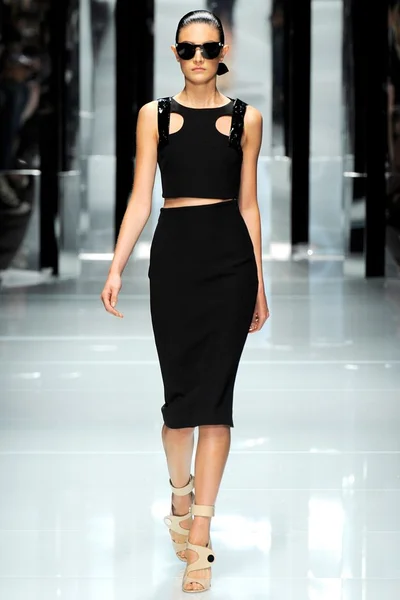 Look 22